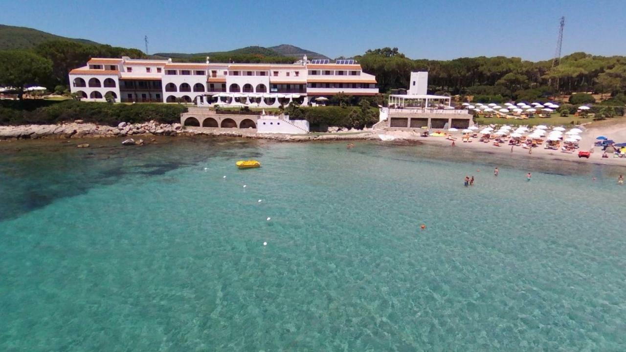 Hotel Punta Negra Fertilia Esterno foto